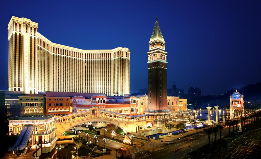مرکز خرید ونچین Venetian